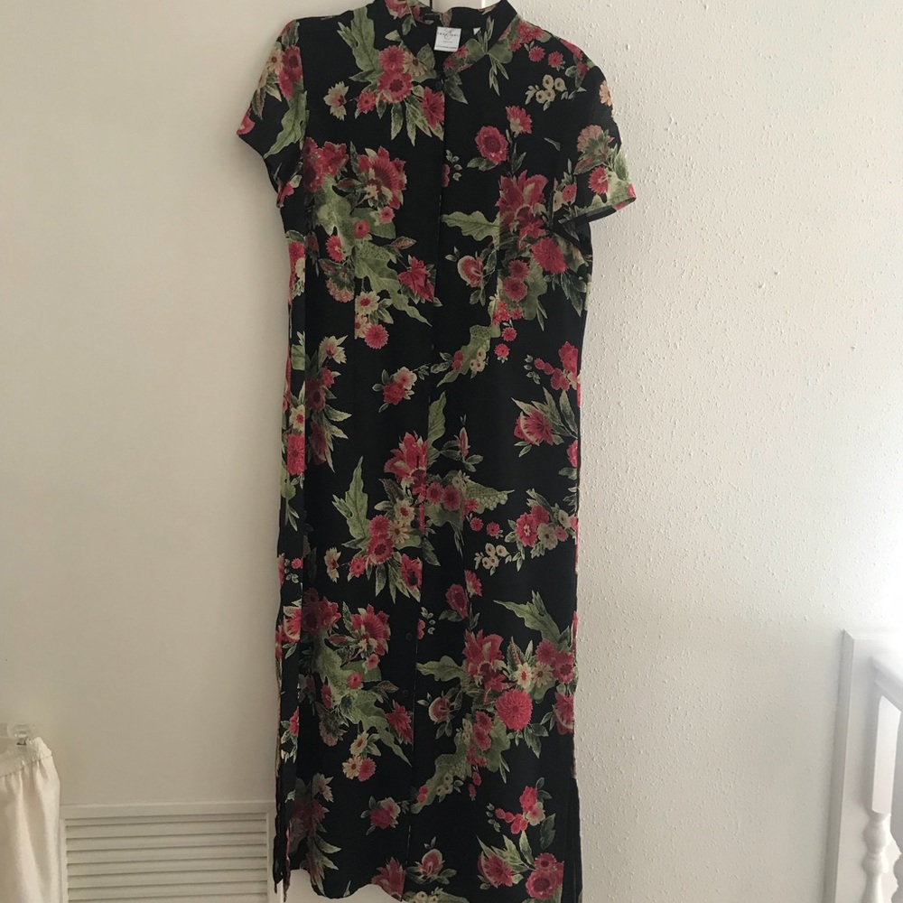 COPY - Dress with side slits